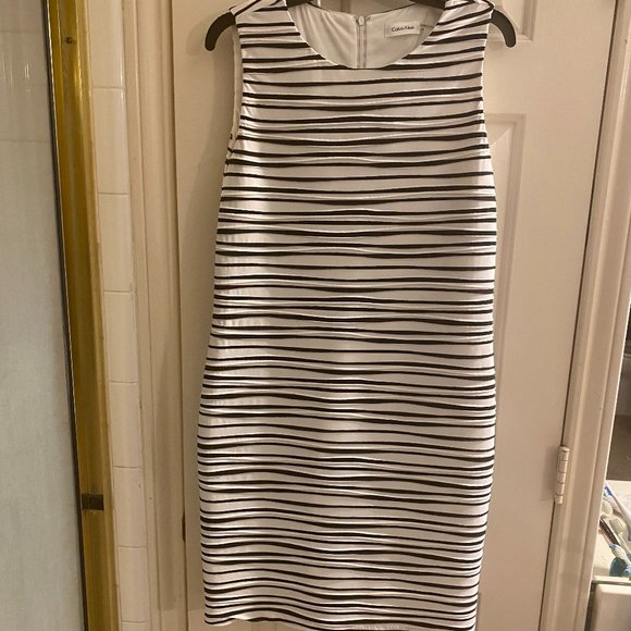 Calvin Klein Black and White Stipe Dress Size 14 - Picture 1 of 2